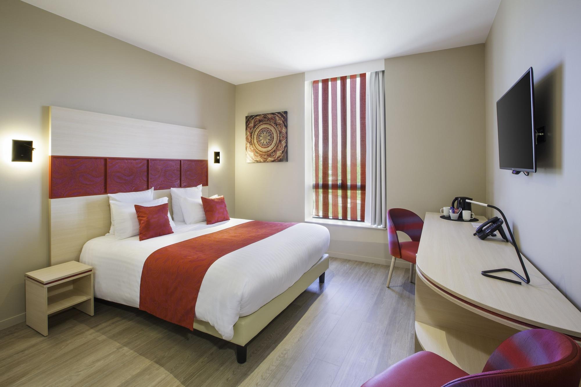 Best Western Plus Hotel Escapade Senlis Senlis  Exterior photo