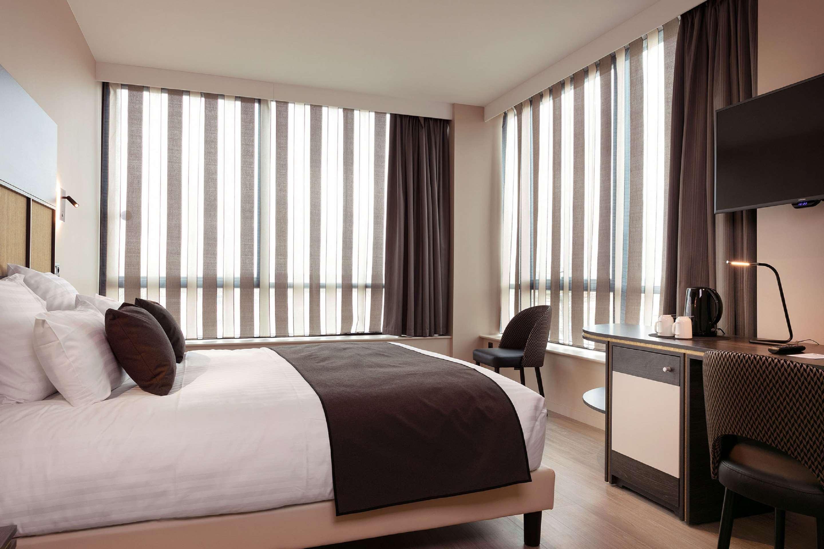 Best Western Plus Hotel Escapade Senlis Senlis  Exterior photo