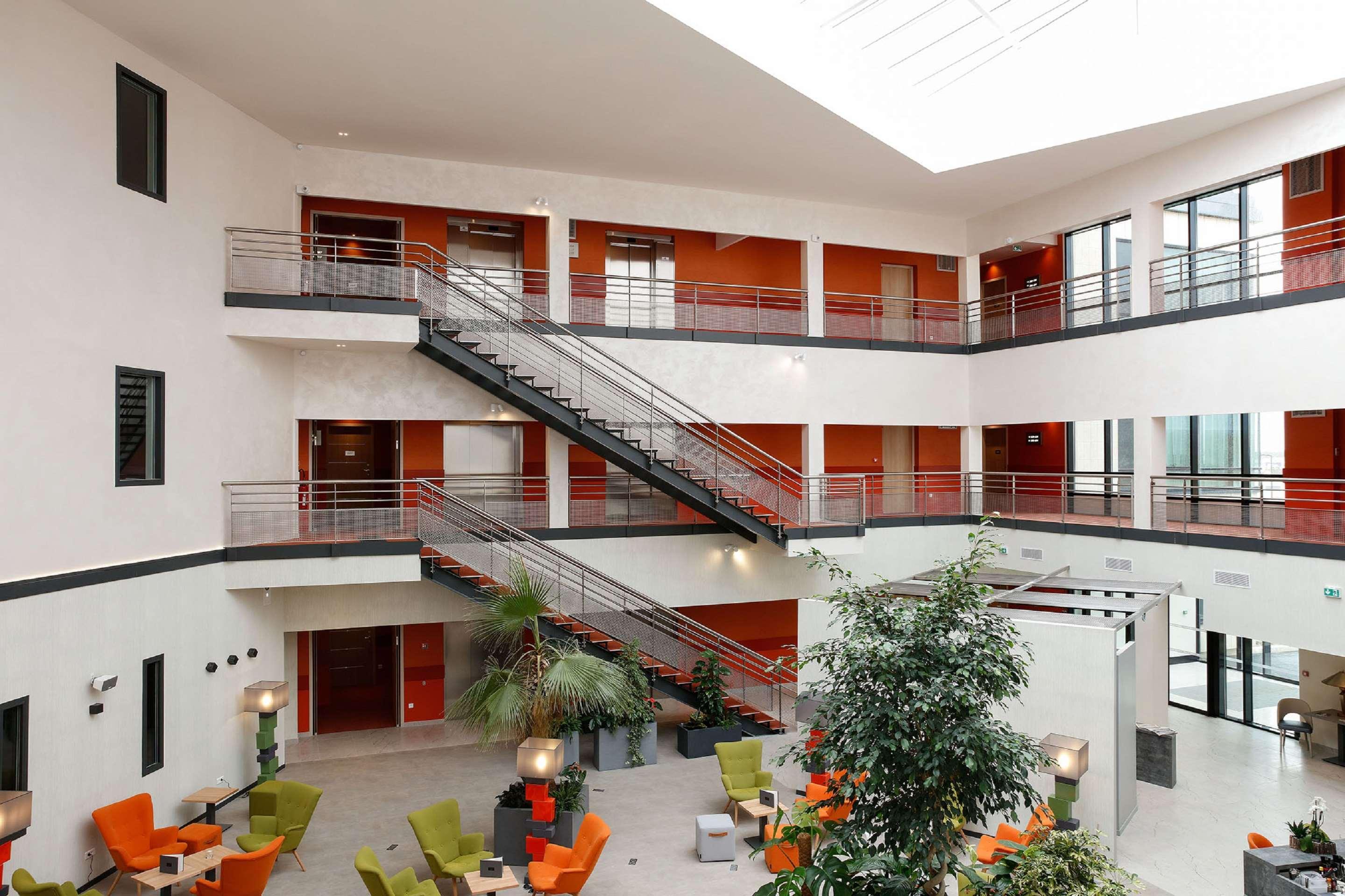 Best Western Plus Hotel Escapade Senlis Senlis  Exterior photo