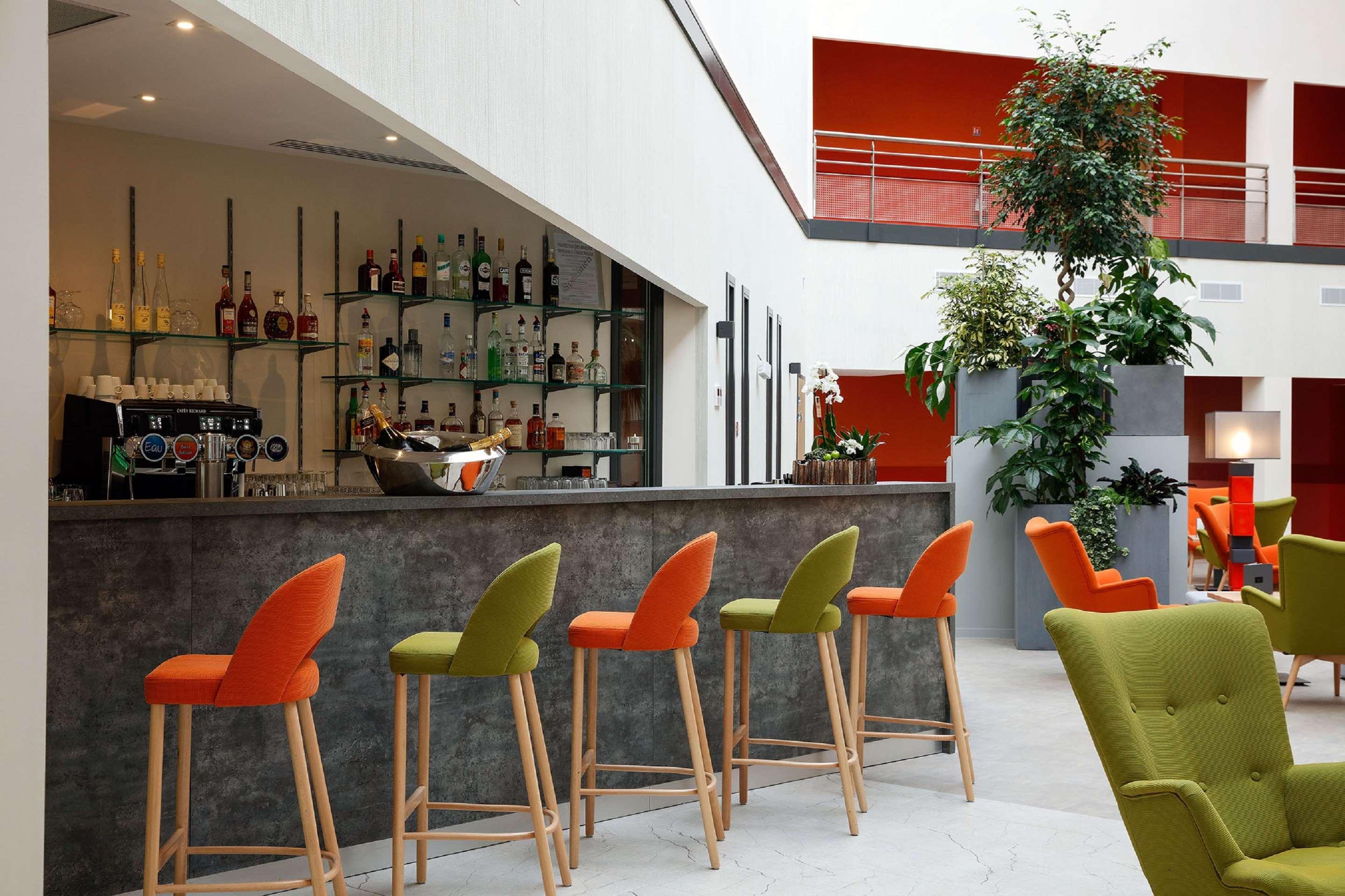 Best Western Plus Hotel Escapade Senlis Senlis  Exterior photo