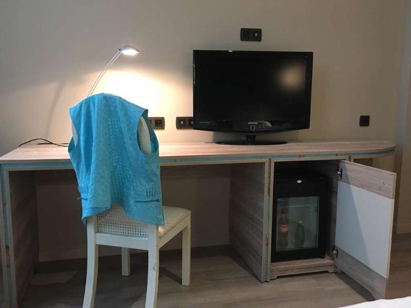 Best Western Plus Hotel Escapade Senlis Senlis  Exterior photo