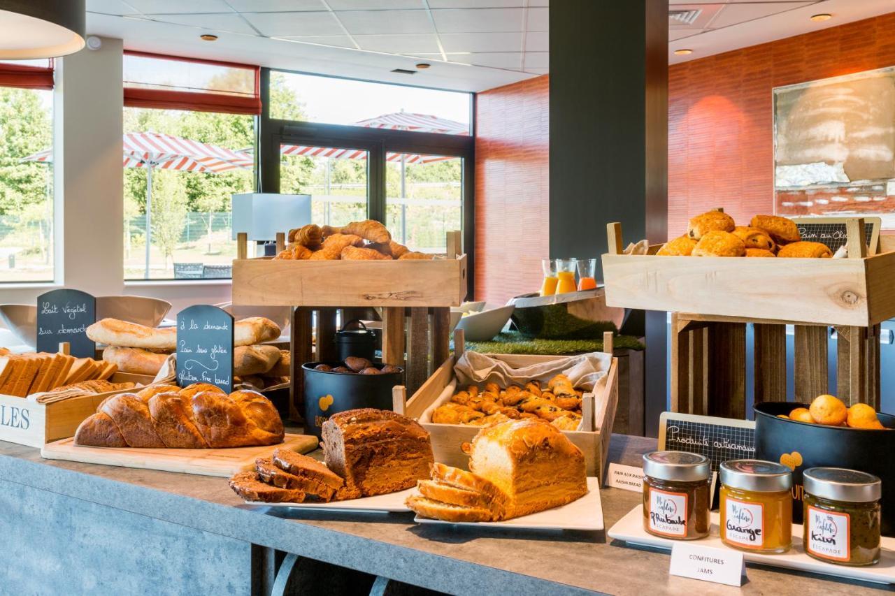 Best Western Plus Hotel Escapade Senlis Senlis  Exterior photo